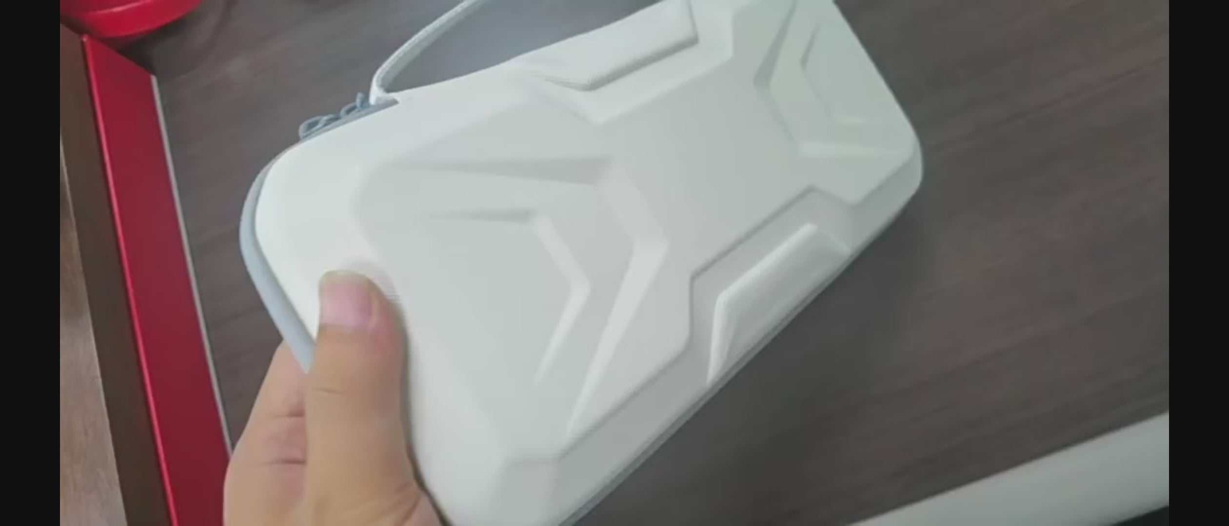 Charger la vidéo: 